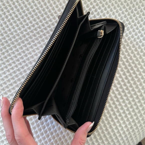 Kate Spade Wallet - Picture 4 of 8